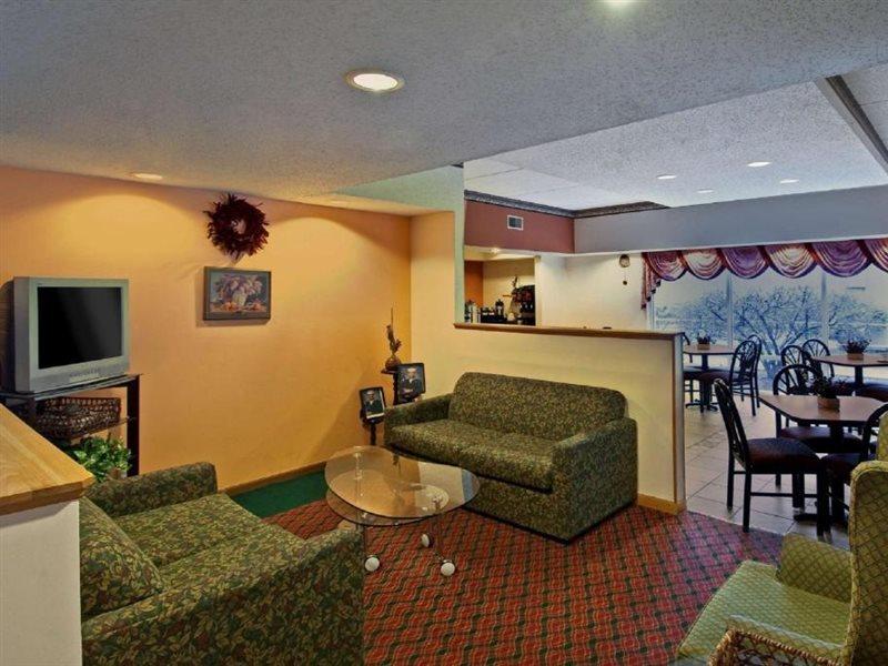 Americas Best Value Inn Waukegan Exteriör bild