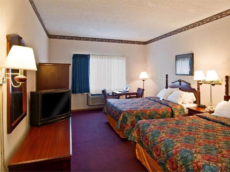 Americas Best Value Inn Waukegan Exteriör bild